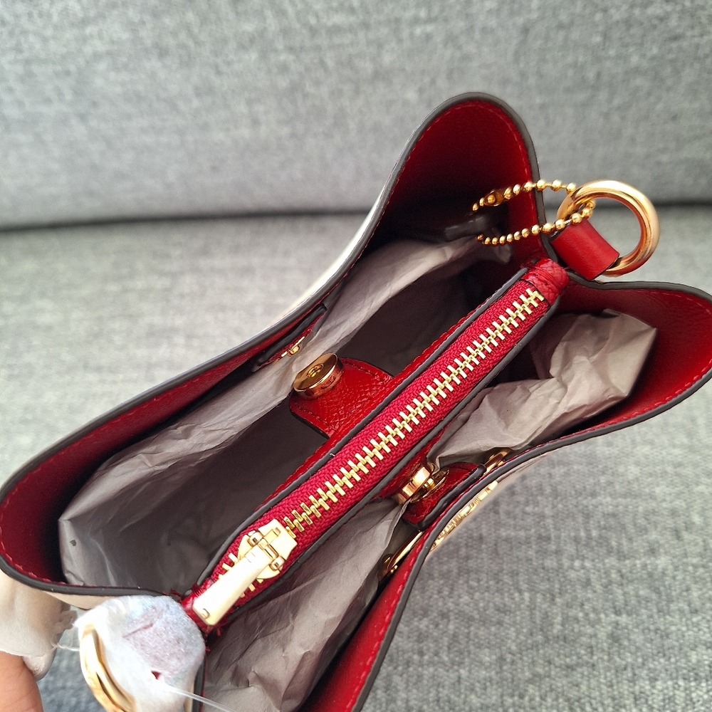Coach White and Red Floral Bag - Picture 6 of 8